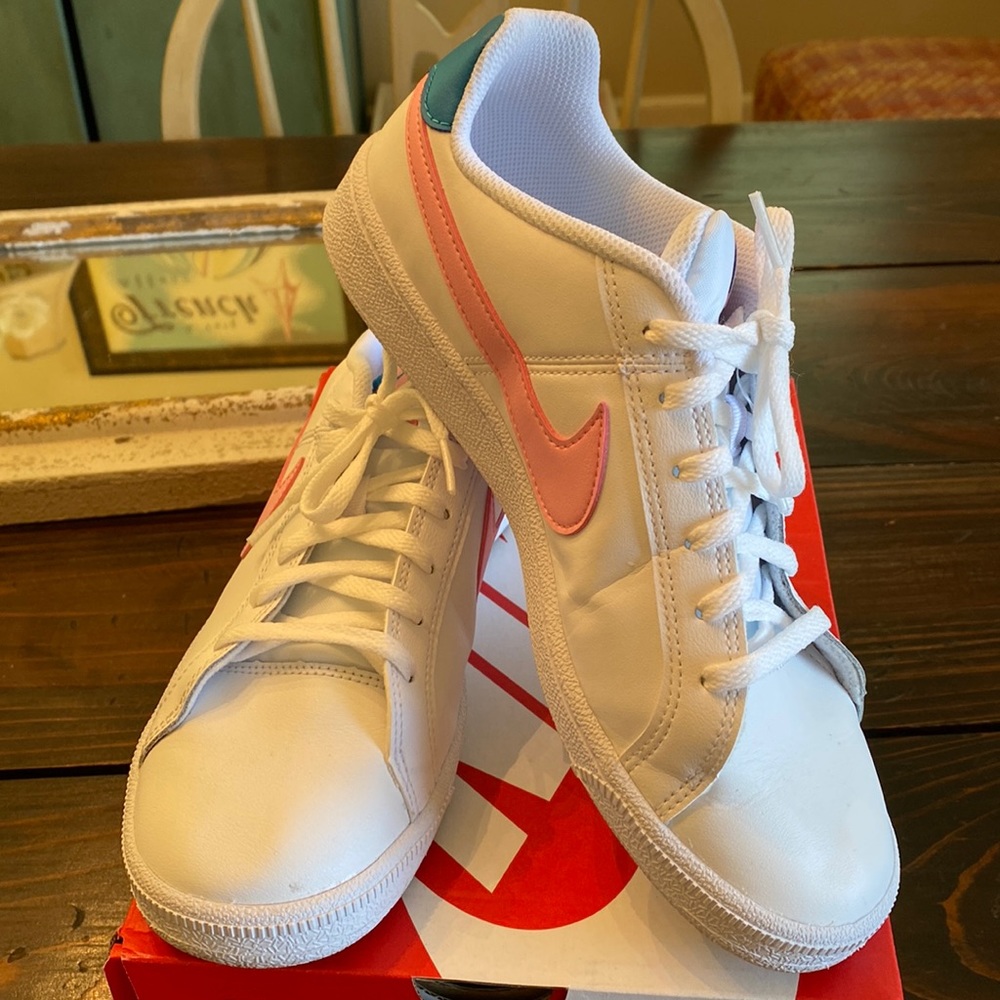 Nike Court Royale White/Pink-LaserBlue sneaker size 7 youth/ or Womens 8